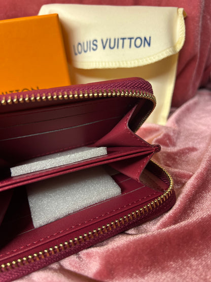 Maroon Wallet