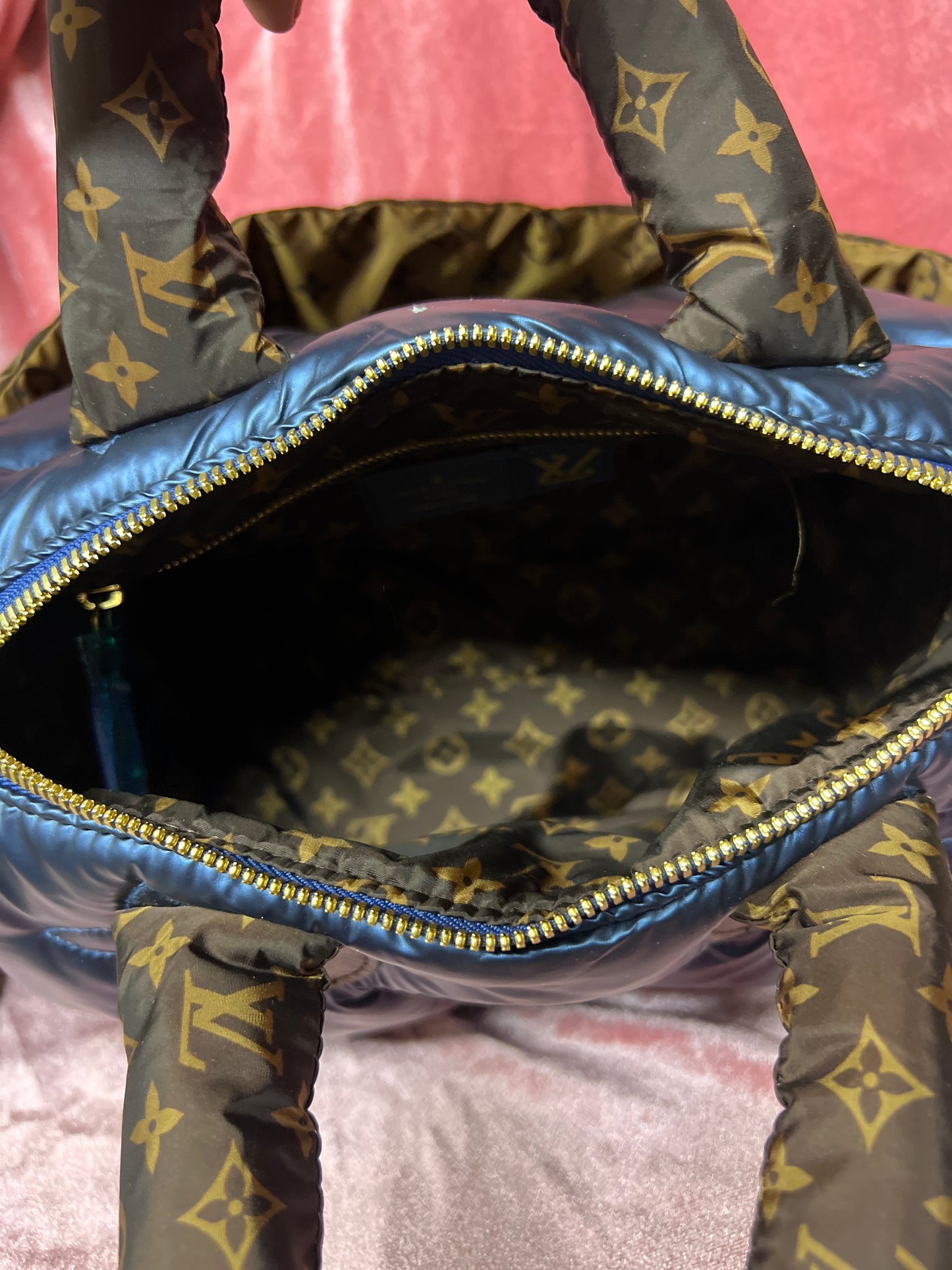 Navy Blue Puffer Bag