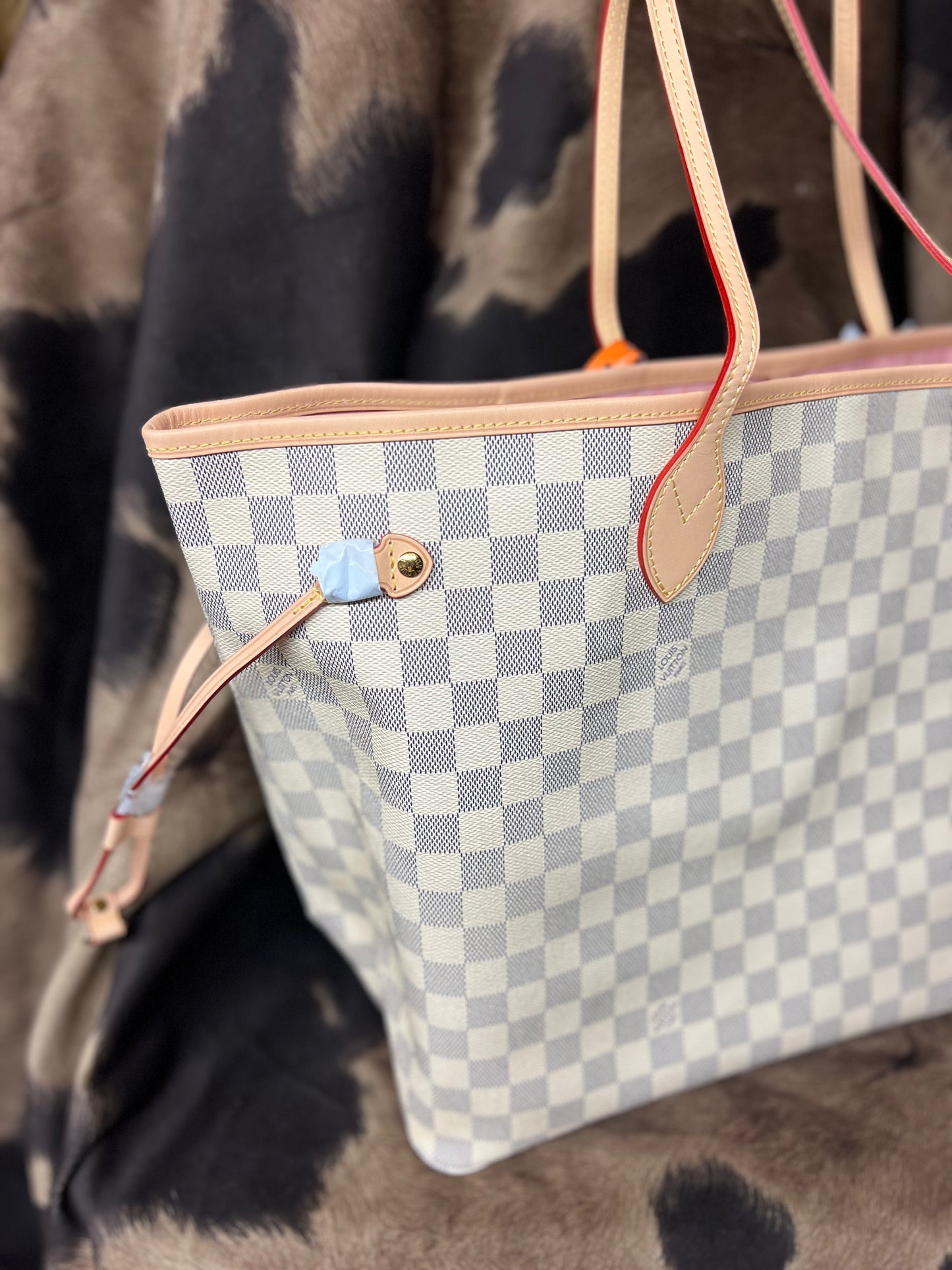 White GM Neverfull