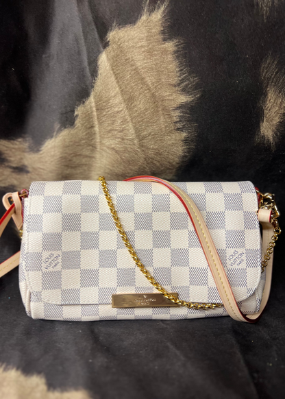 Favorite Crossbody