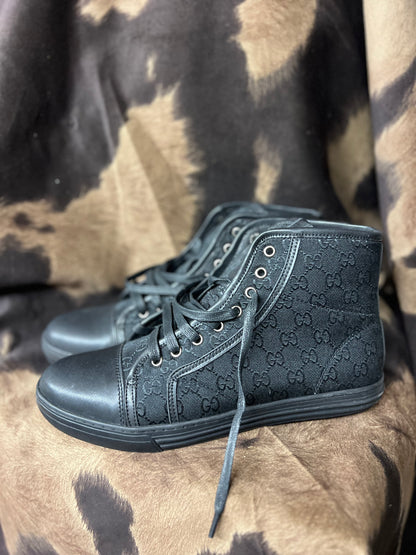 Men's Shoes (Size 11)