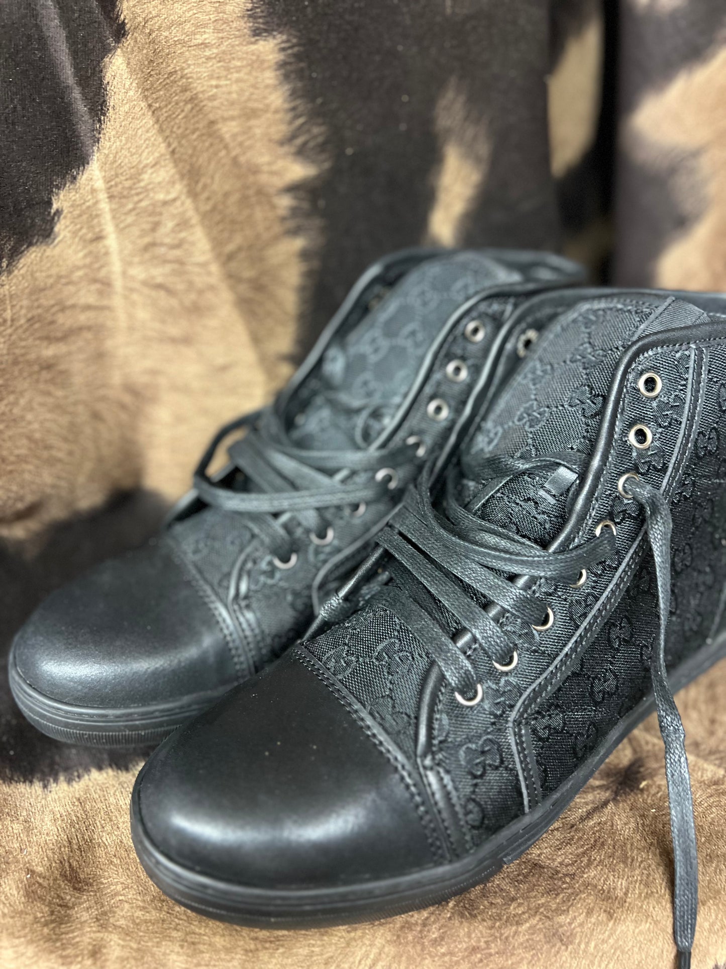 Men's Shoes (Size 11)