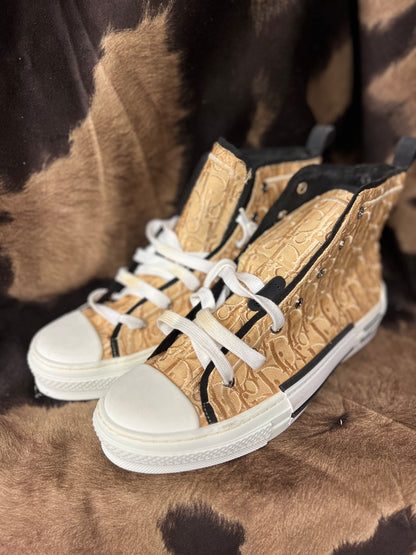 Men's Shoes (Size 11)